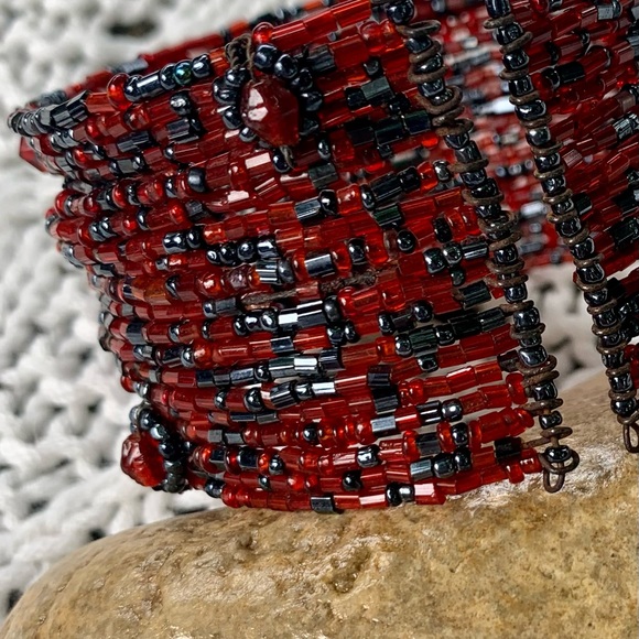 Red and Black Cuff Beaded Metal Bracelet - Picture 7 of 11
